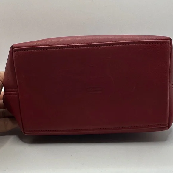Coach Red Classic Pouch, 6929 - Picture 4 of 11